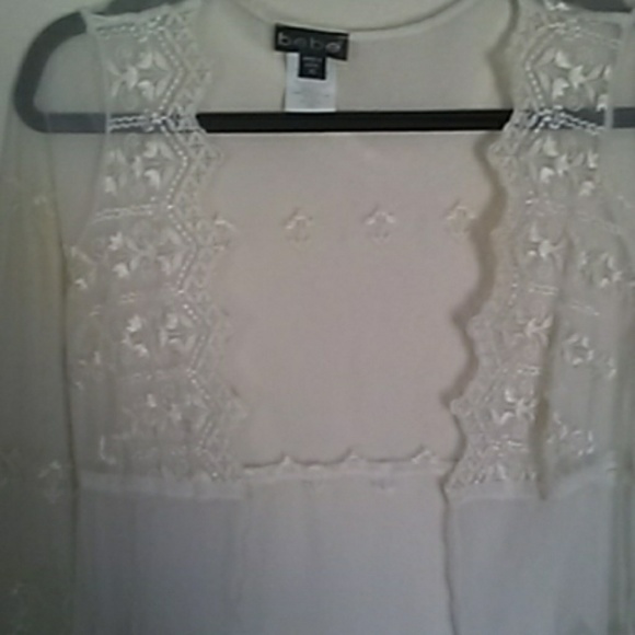 Bebe laced Camisole - Picture 3 of 5